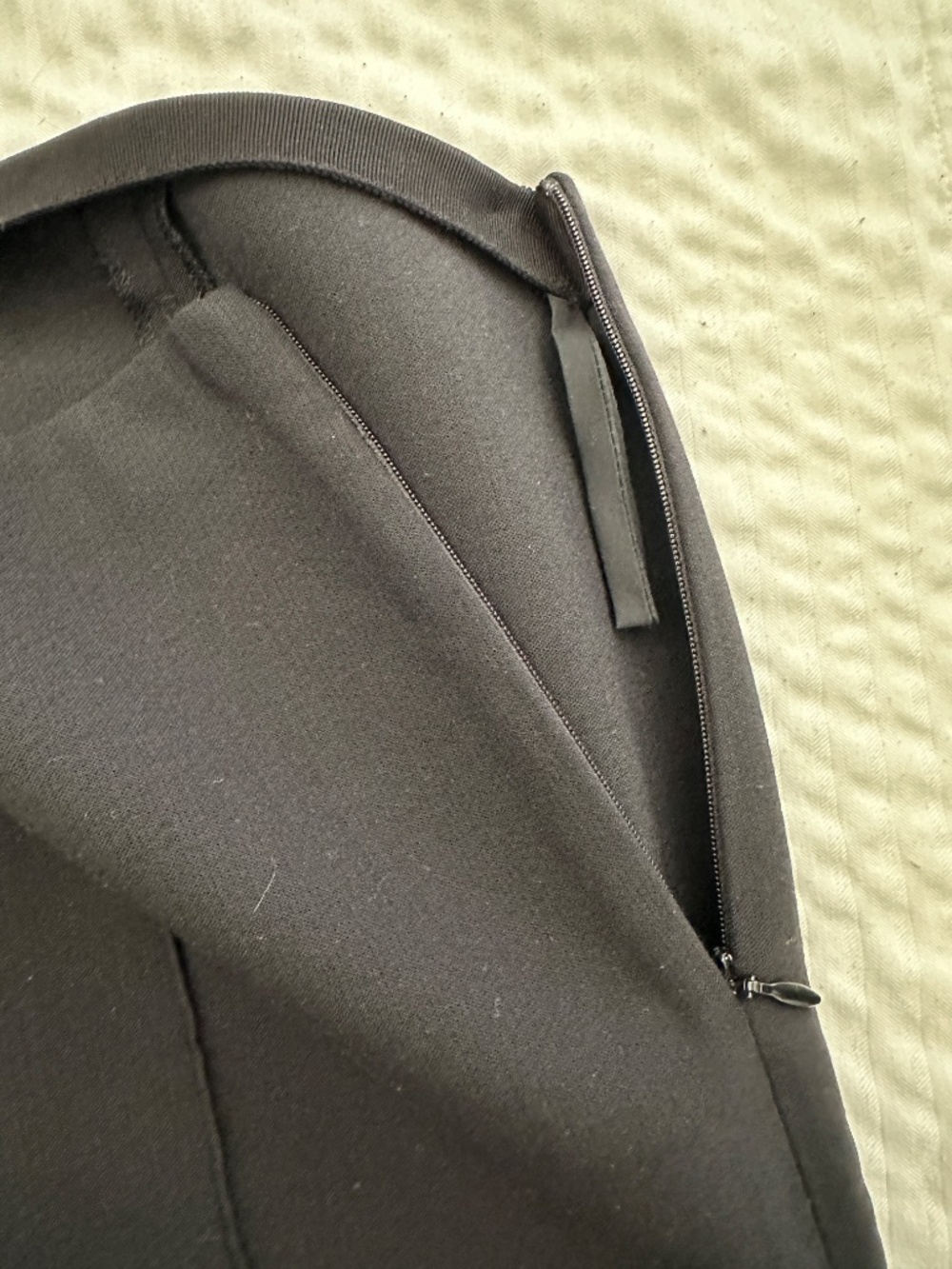THE ROW Chandra Black Scuba Pant Size 4 - Picture 5 of 8